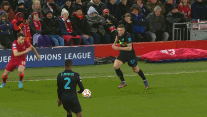 拜仁跟队：凯恩正在全力劝说格伊，希望他能选择加盟拜仁