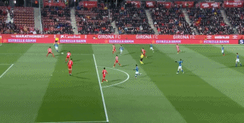 和三笘薰合影的11岁小球员有日本和法国血统，出自吉田麻也担任院长的青训机构