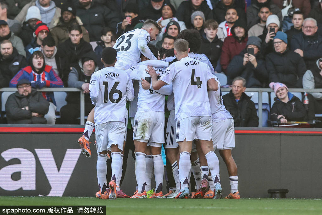 慢镜头：水晶宫将为比塞克报价3000万欧，但球员对其不感兴趣