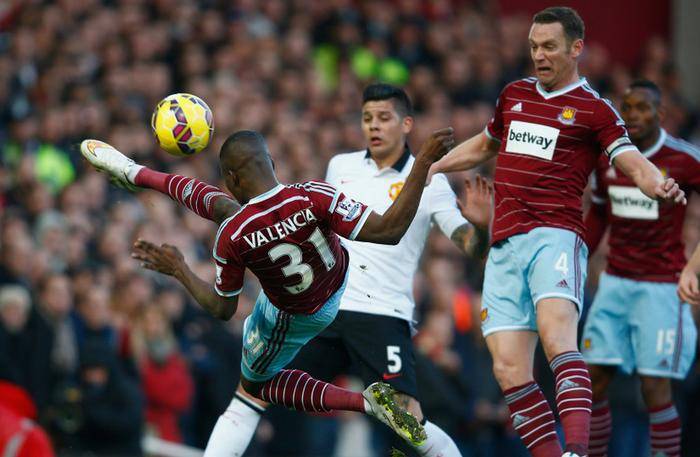 邓加：维尼修斯是足球层面的领袖，而非更衣室领袖